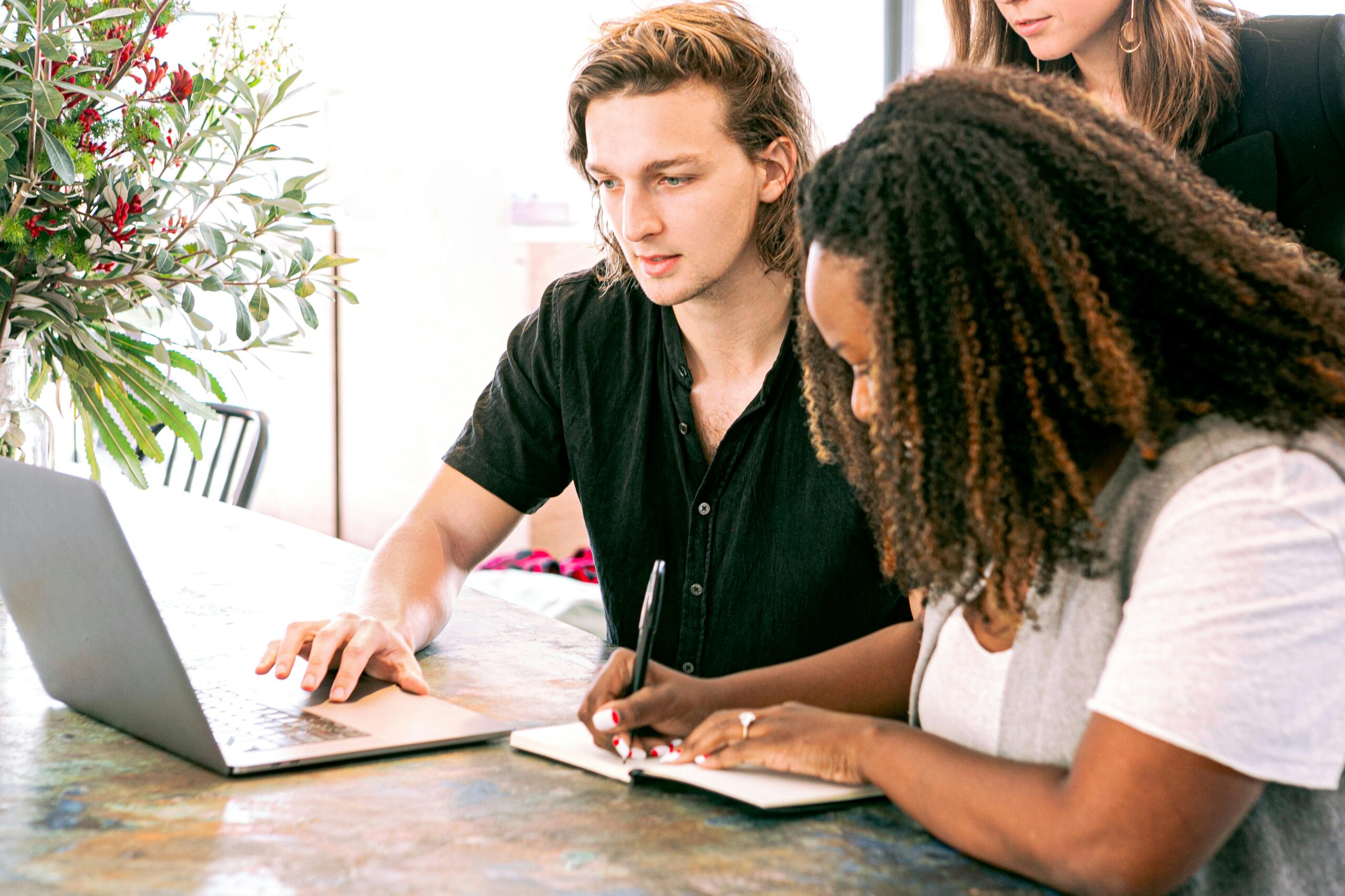 How to Leverage Offshore Outsourcing Effectively

